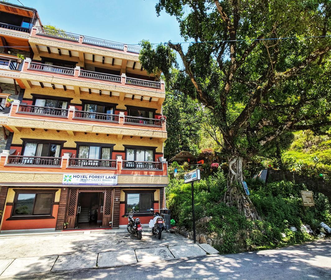 Hotel Forest Lake Backpackers' Hostel Покхара Екстер'єр фото